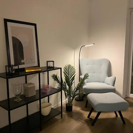 Haus Mit Garten - Kingbett - Wifi - Parkplatz Essen Buitenkant foto